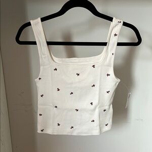 White Sleeveless Crop Tank Top